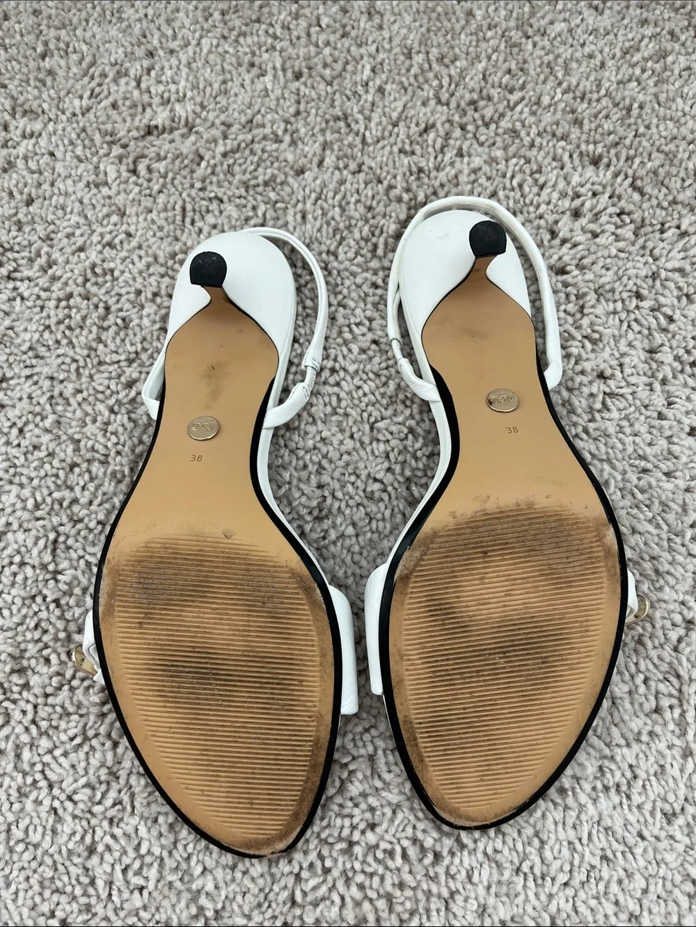 Zara White Leather Slingback Sandals with Gold Buckle Detail - Picture 3 of 6